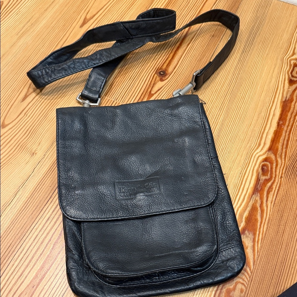 Kenneth Cole Black Leather Crossbody Bag